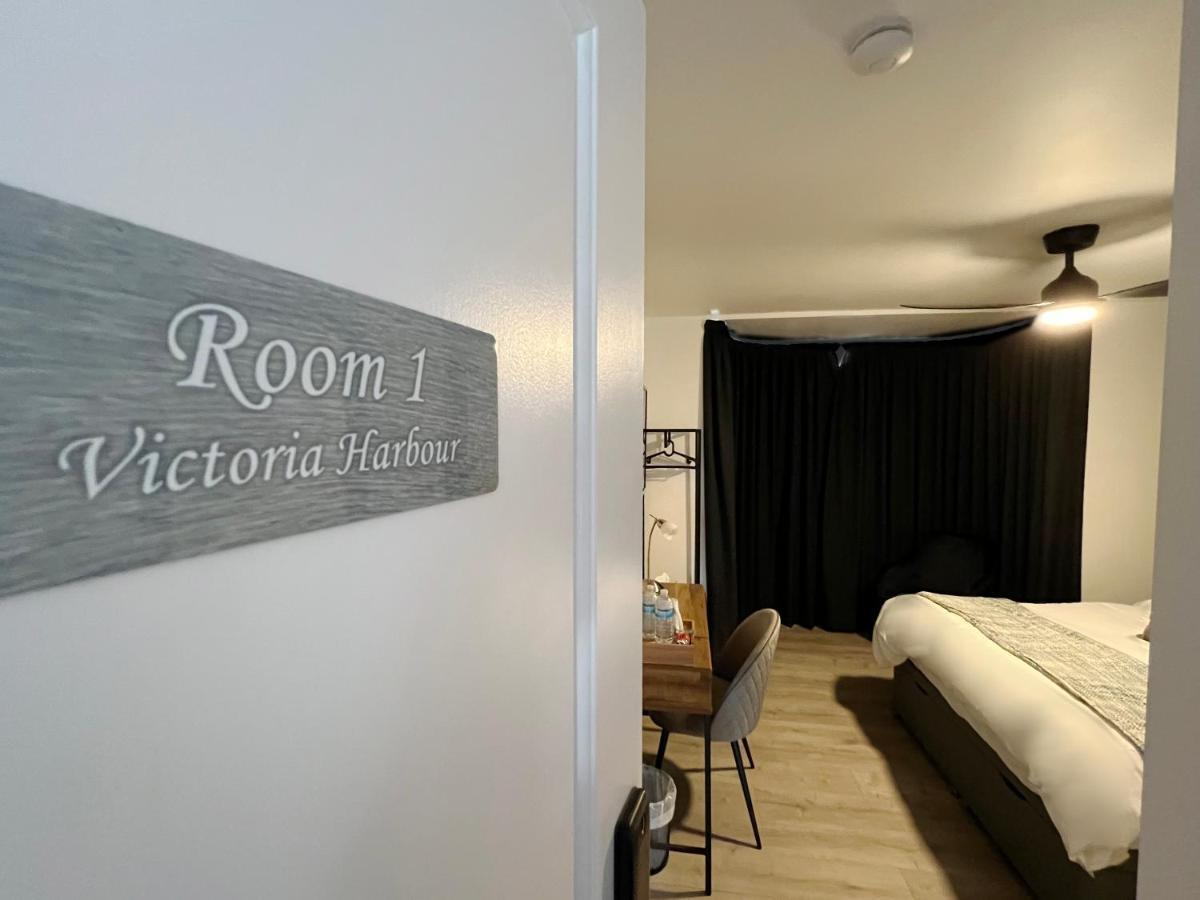 United Home B&B Селфорд Екстер'єр фото