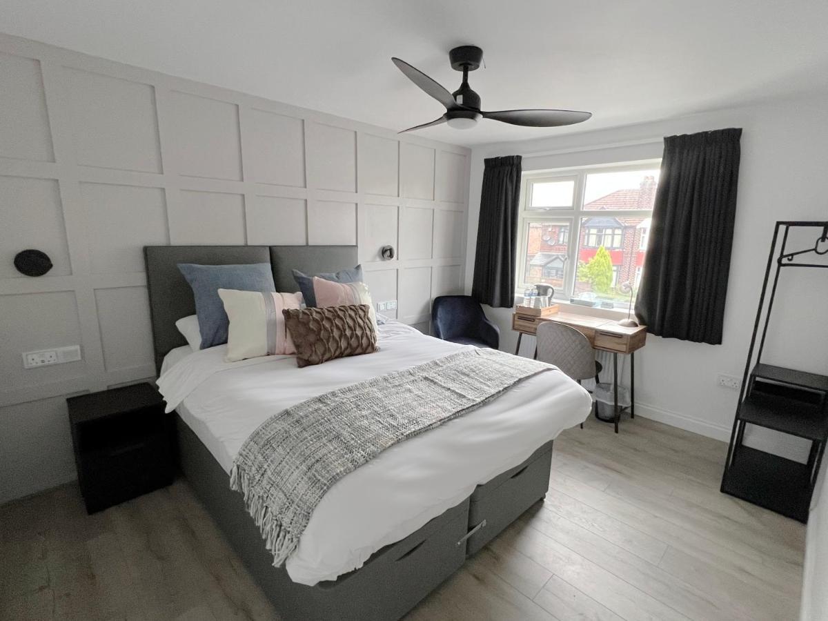 United Home B&B Селфорд Екстер'єр фото